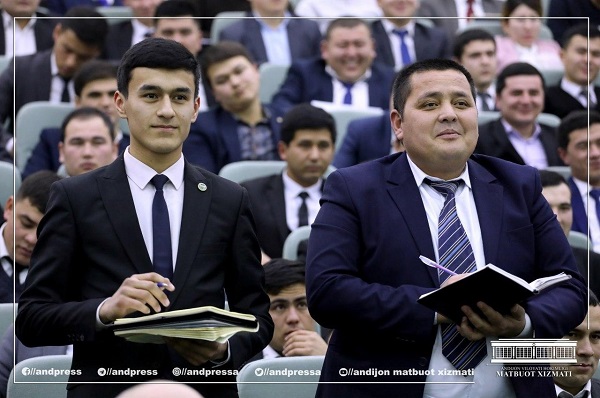 Xonobod shahar hokimi v.v.b: Qobiljonov Ulug‘bek Nodirjon o‘g‘li